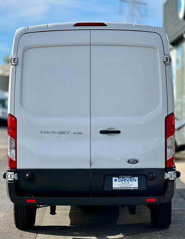 2015 Ford TRANSIT TRANSIT T-250 MR  - 22937808 - 23