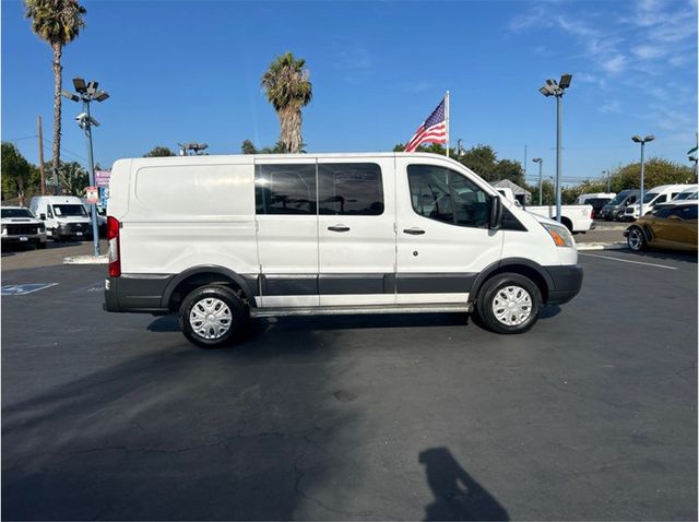 2015 Ford Transit 250 Van 250 LOW ROOF CARGO 3.7 GAS CLEAN - 23035616 - 4