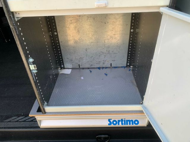 2015 Ford Transit Cargo Van T-250 130" Low Rf 9000 GVWR Swing-Out RH Dr - 23026040 - 17