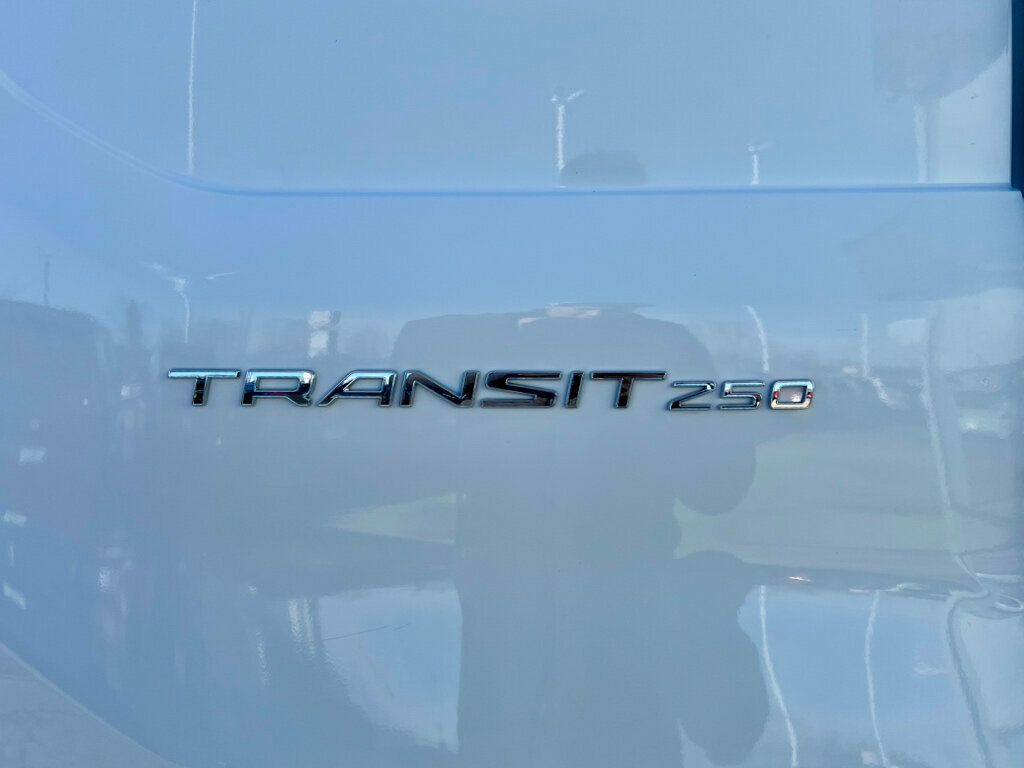 2015 Ford Transit Cargo Van T-250 130" Low Rf 9000 GVWR Swing-Out RH Dr - 22965943 - 9