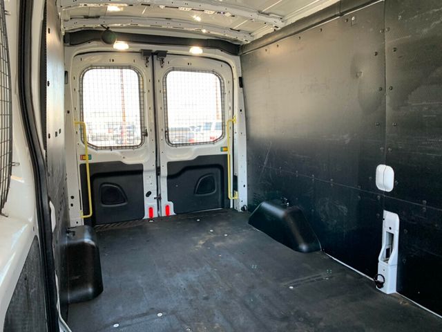 2015 Ford Transit Cargo Van T-250 130" Med Rf 9000 GVWR Sliding RH Dr - 23035901 - 34