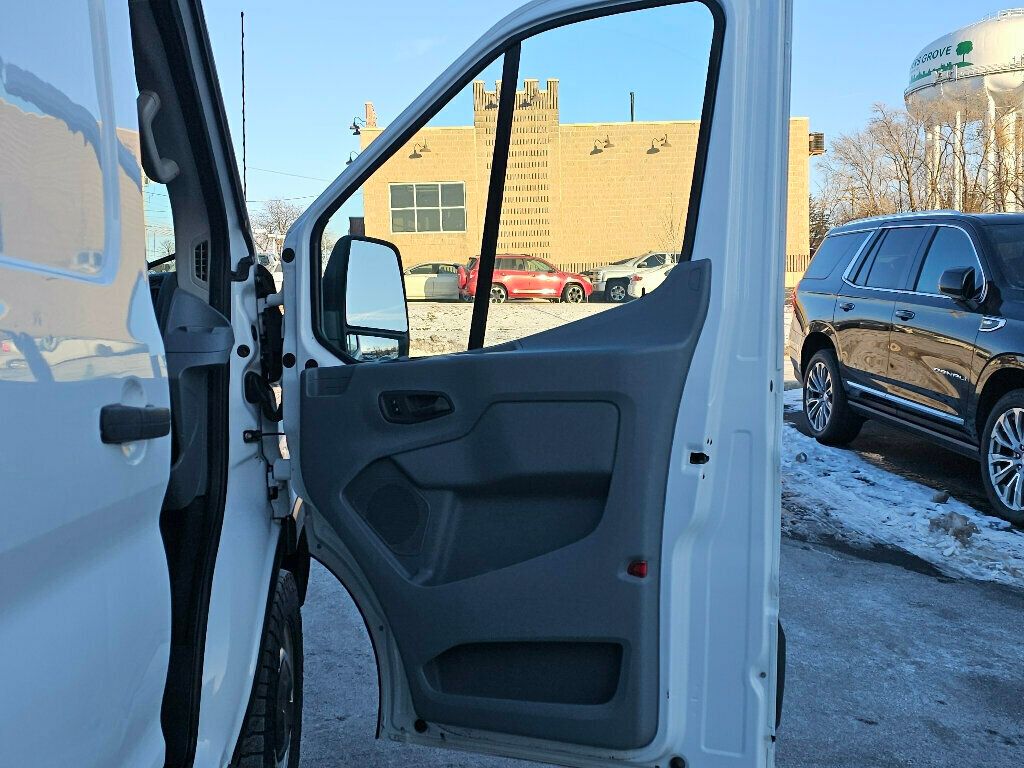 2015 Ford Transit Cargo Van T-250 130" Med Rf 9000 GVWR Sliding RH Dr - 22971766 - 17