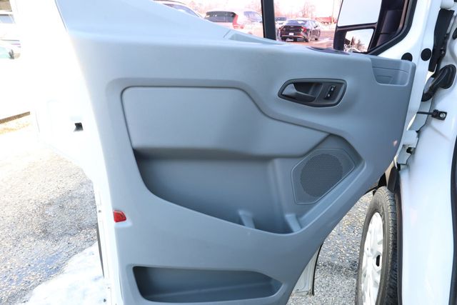 2015 Ford Transit Cargo Van T-250 130'' Med Rf 9000 GVWR Sliding RH Dr with Metal Shelving - 22960786 - 9