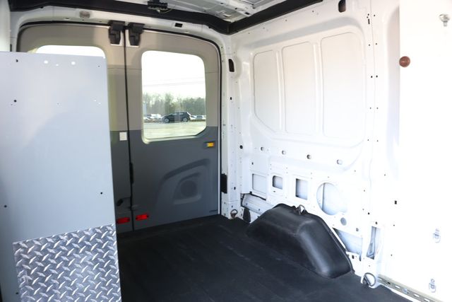 2015 Ford Transit Cargo Van T-250 130'' Med Rf 9000 GVWR Sliding RH Dr with Metal Shelving - 22960786 - 21