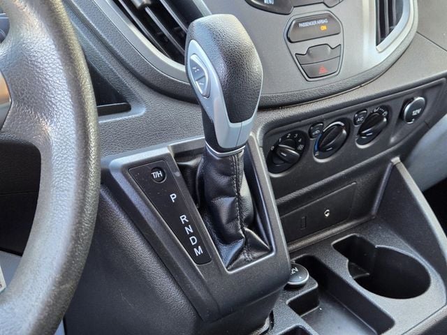2015 Ford Transit Cargo Van T-250 148 MD RF S - 22931954 - 18