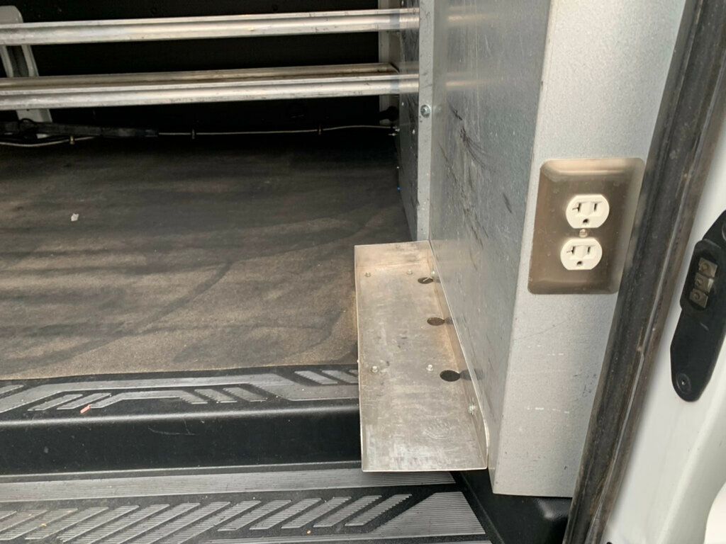 2015 Ford Transit Cargo Van T-250 148" Med Rf 9000 GVWR Sliding RH Dr - 22968709 - 4