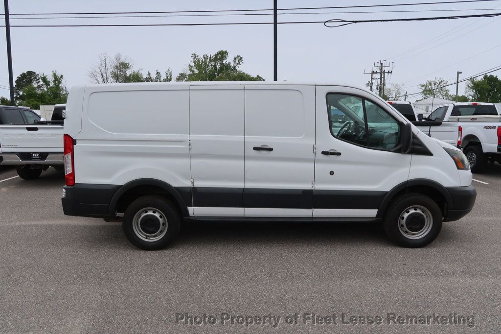 2015 Ford Transit Cargo Van Transit 250 Low Roof Cargo Van 130" - 23009725 - 5