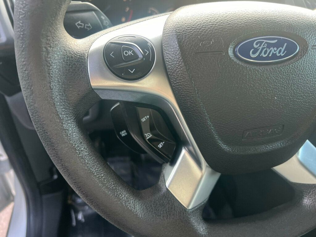2015 Ford Transit Connect CLEAN TITLE, LOW MILES !!  - 22946000 - 14