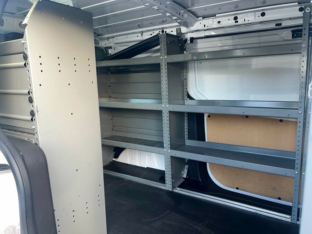 2015 Ford Transit Connect CLEAN TITLE, LOW MILES !!  - 22946000 - 22