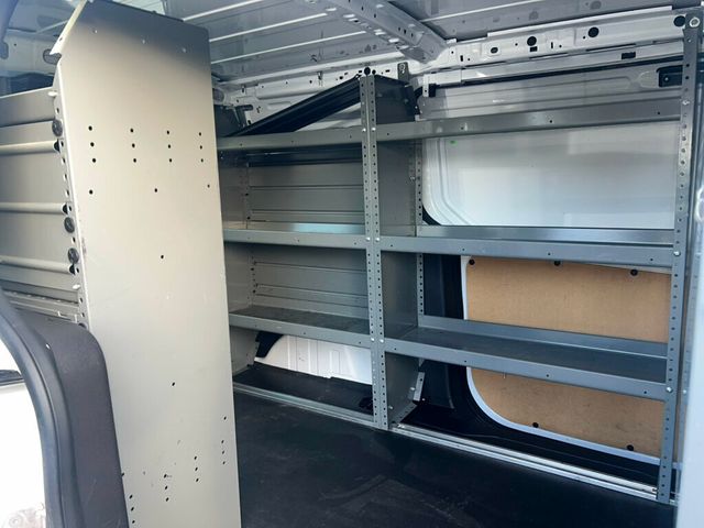 2015 Ford Transit Connect CLEAN TITLE, LOW MILES !!  - 22946000 - 22