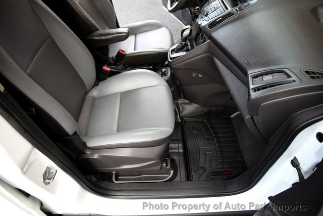 2015 Ford Transit Connect LWB XL - 22926135 - 24