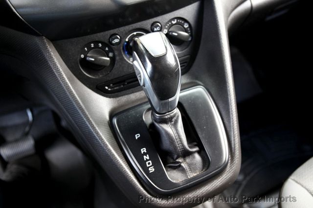 2015 Ford Transit Connect LWB XL - 22926135 - 31