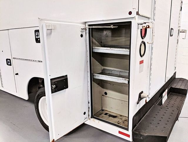 2015 Ford Transit Cutaway T-350 138" 10360 GVWR DRW - 22188933 - 36