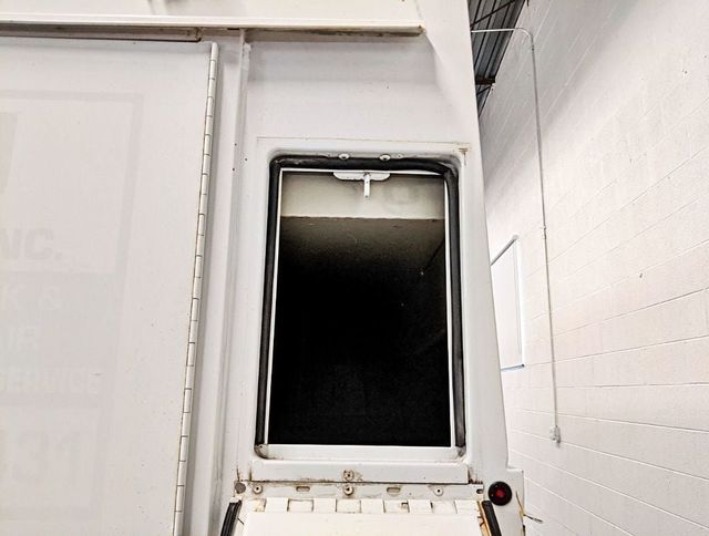 2015 Ford Transit Cutaway T-350 138" 10360 GVWR DRW - 22188933 - 41