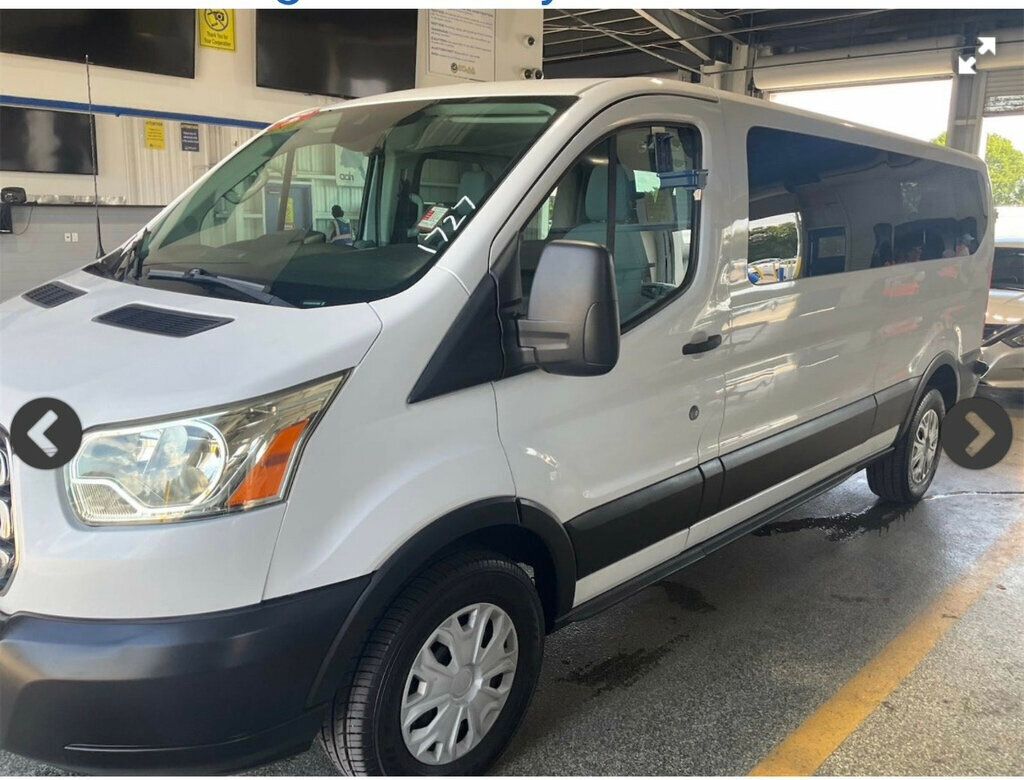 2015 Ford Transit Wagon  - 23048404 - 1