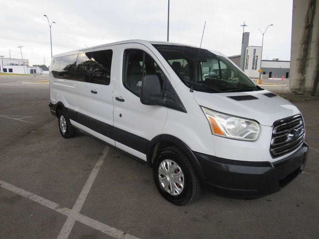2015 Ford Transit XLT Van photo 4
