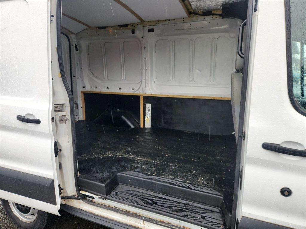 2015 Ford Transit Van photo 16