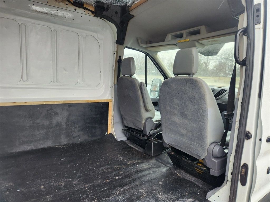2015 Ford Transit Van photo 18
