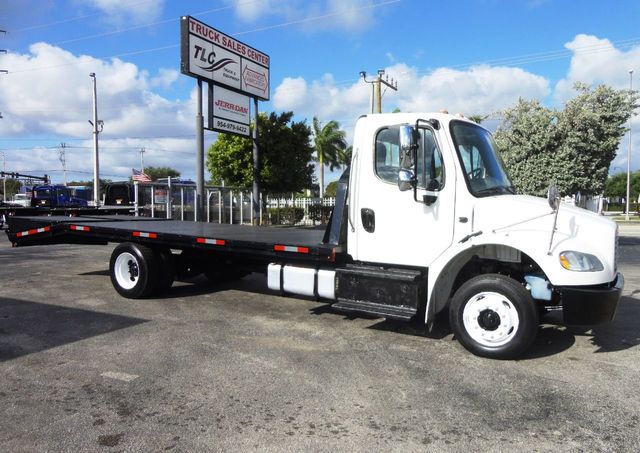 2015 Freightliner BUSINESS CLASS M2 106 21FT BEAVER TAIL, DOVE TAIL, RAMP TRUCK, EQUIPMENT HAUL - 20665439 - 2