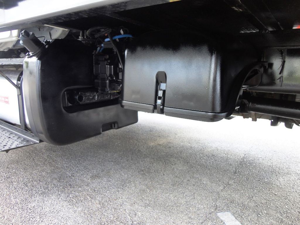 2015 Freightliner BUSINESS CLASS M2 106 21FT BEAVER TAIL, DOVE TAIL, RAMP TRUCK, EQUIPMENT HAUL - 20665439 - 30