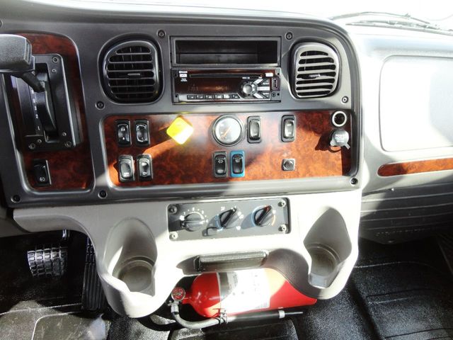 2015 Freightliner BUSINESS CLASS M2 106 21FT BEAVER TAIL, DOVE TAIL, RAMP TRUCK, EQUIPMENT HAUL - 20665439 - 36