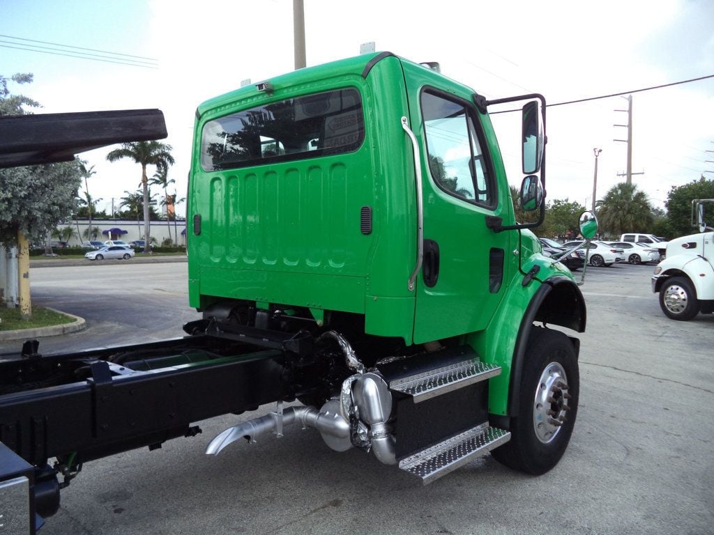 2015 Freightliner BUSINESS CLASS M2 106 28FT 15 TON ROLLBACK INDUSTRIAL CENTURY.. TANDEM AXLE.. - 22660867 - 24