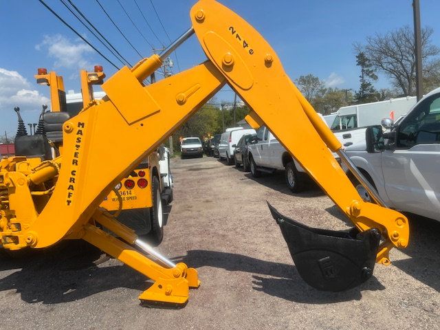 2015 Freightliner M2 106 BACKHOE TRUCK NON CDL MULTIPLE USES OTHERS IN STOCK - 22363817 - 34