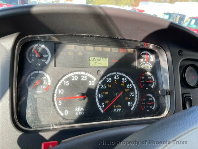 2015 FREIGHTLINER M2-106 Regular Cab 2dr Long Chassis DRW - 21671718 - 23