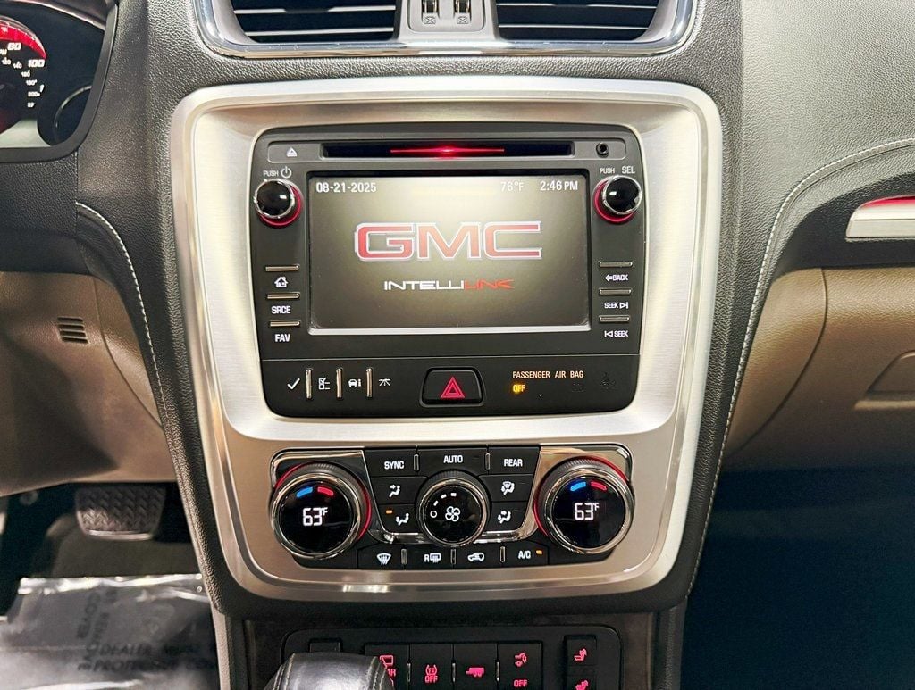 2015 Gmc Acadia SLT photo 14
