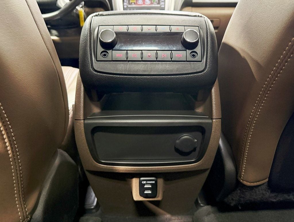 2015 Gmc Acadia SLT photo 30