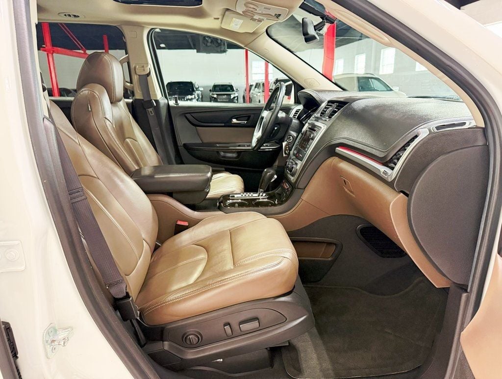 2015 Gmc Acadia SLT photo 38