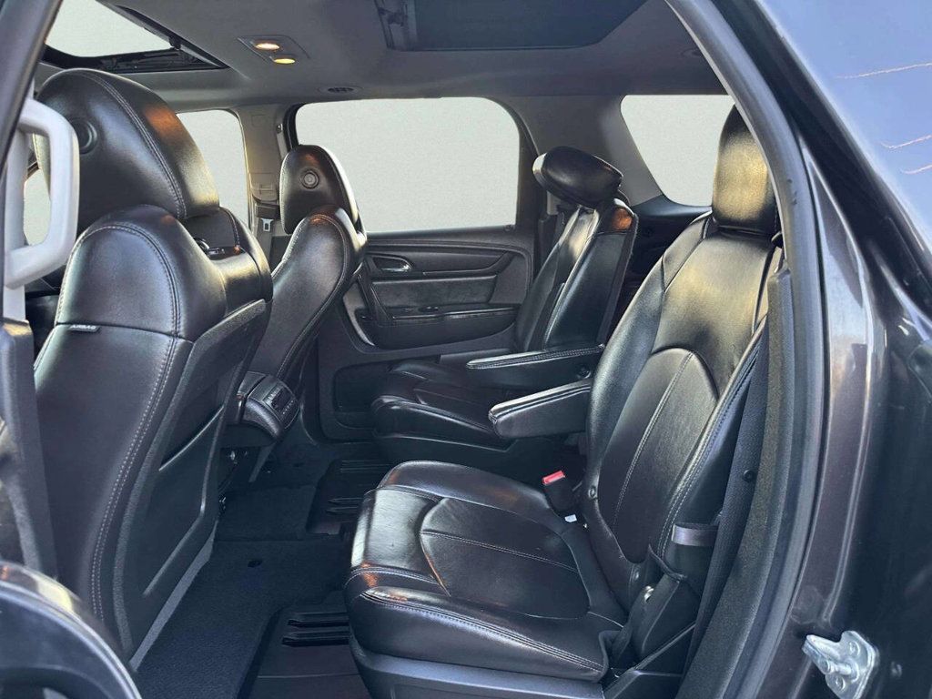 2015 GMC Acadia AWD 4dr SLT w/SLT-1 - 23015652 - 19