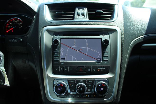 2015 GMC Acadia FWD 4dr Denali - 23021524 - 16