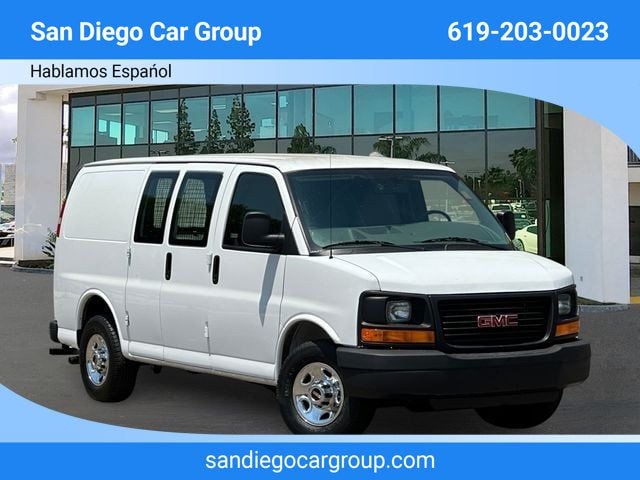 2015 GMC Savana Cargo Van RWD 2500 135" - 22533768 - 0