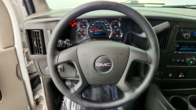 2015 GMC Savana Cargo Van RWD 2500 135'' w/ Convenience Pkg, Shelving Unit & Partition - 23019580 - 11