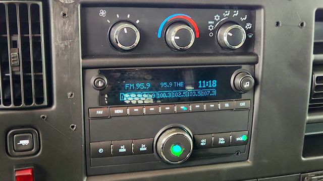 2015 GMC Savana Cargo Van RWD 2500 135'' w/ Convenience Pkg, Shelving Unit & Partition - 23019580 - 16