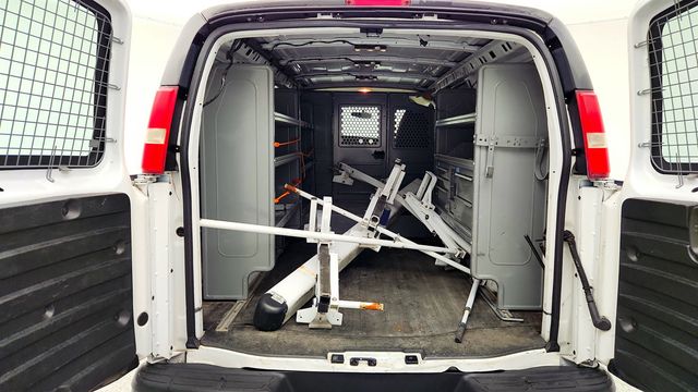 2015 GMC Savana Cargo Van RWD 2500 135'' w/ Parition, Shevling & Ladder Rack Components - 23020898 - 18