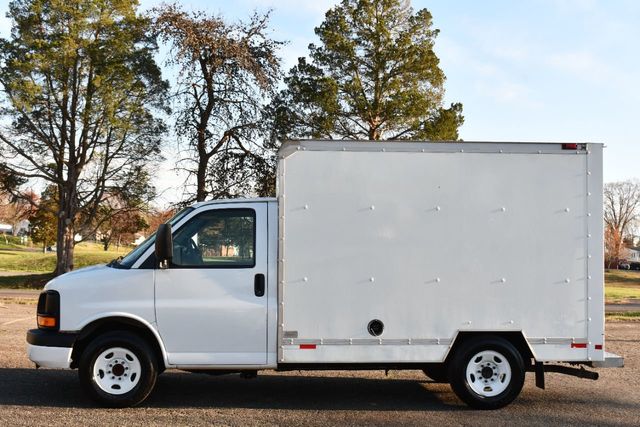 2015 GMC Savana Commercial Cutaway 3500 Van 139" - 21858478 - 4