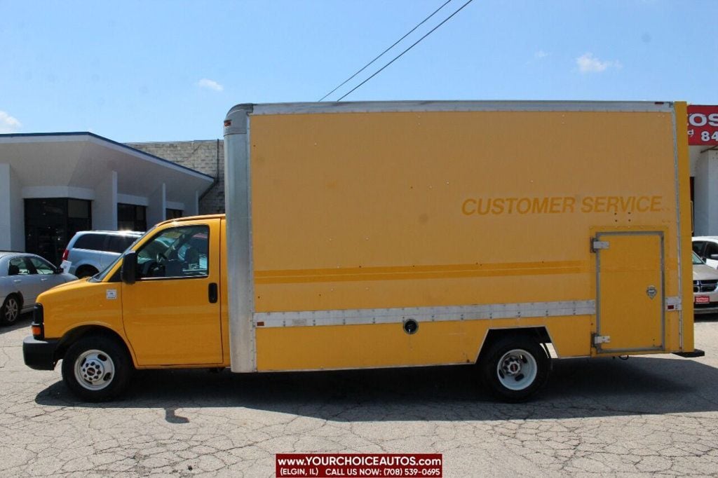 2015 GMC Savana Commercial Cutaway 3500 Van 177" - 22491339 - 1