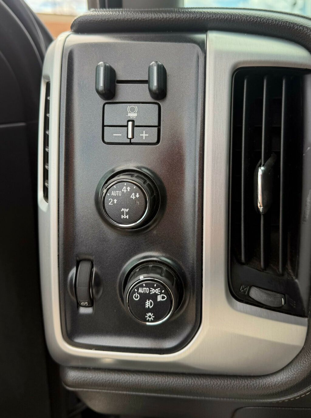 2015 GMC Sierra 1500 4WD Double Cab 143.5" SLE - 22997256 - 14