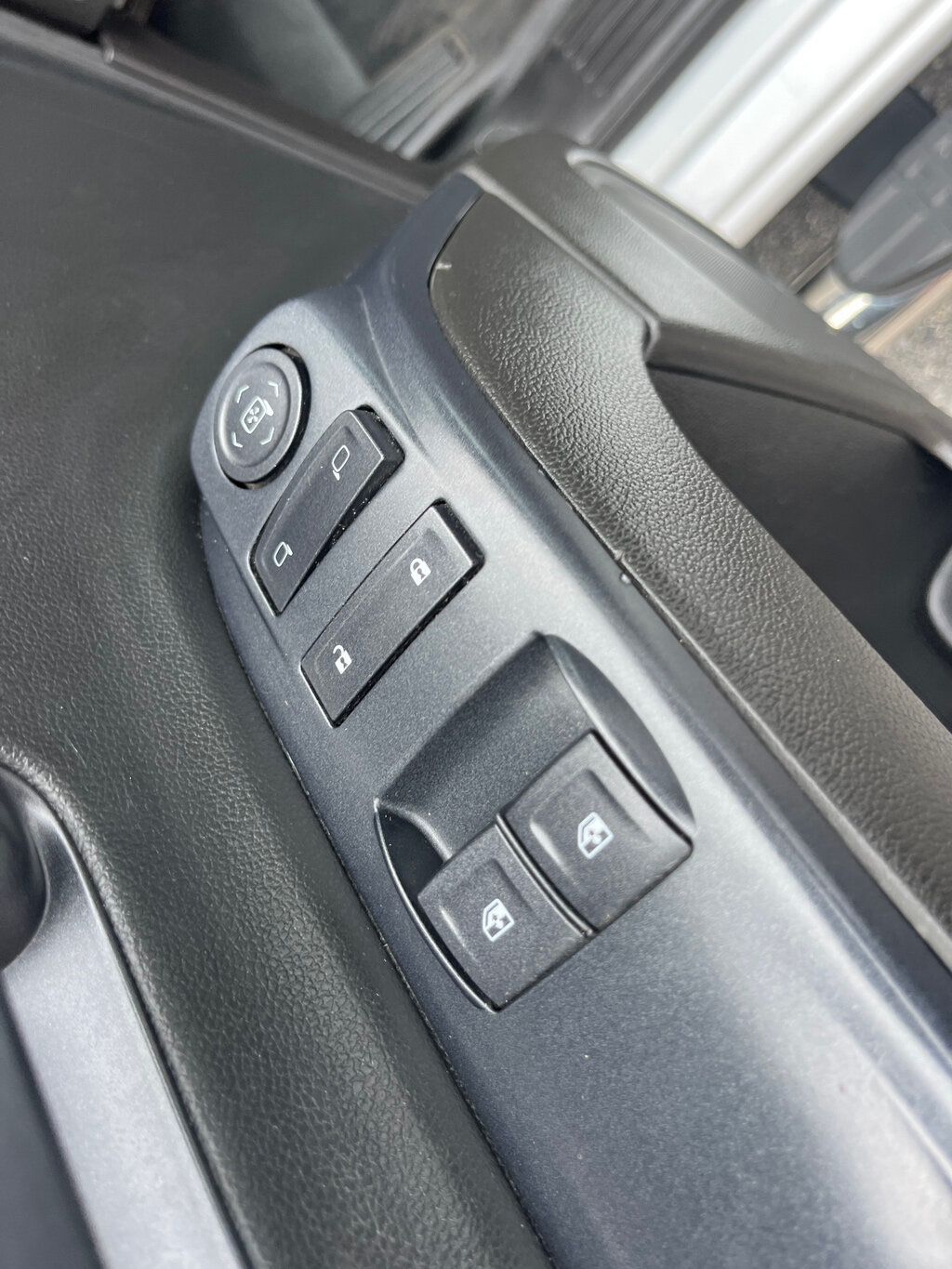 2015 GMC Sierra 1500 Regular Cab 8 foot bed  - 23041938 - 27