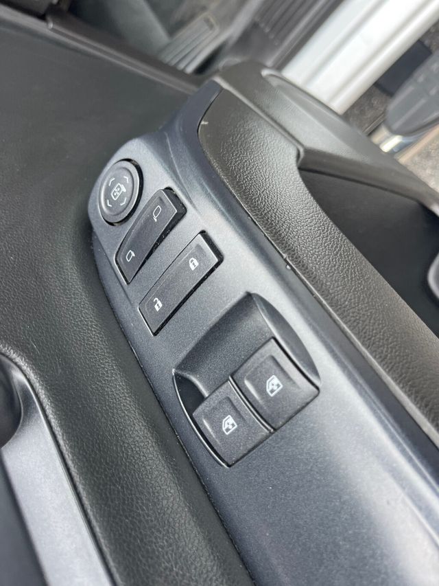 2015 GMC Sierra 1500 Regular Cab 8 foot bed  - 23041938 - 27