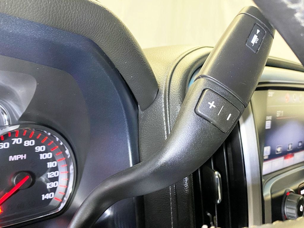 2015 GMC Sierra 1500 SLE - 22970405 - 30