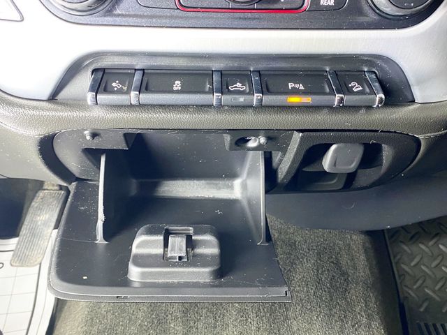 2015 GMC Sierra 1500 SLE - 22970405 - 35