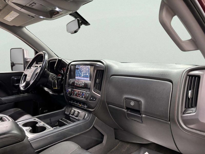 2015 GMC Sierra 1500 SLT 4x4 4dr Crew Cab 5.8 ft. SB - 22959327 - 20