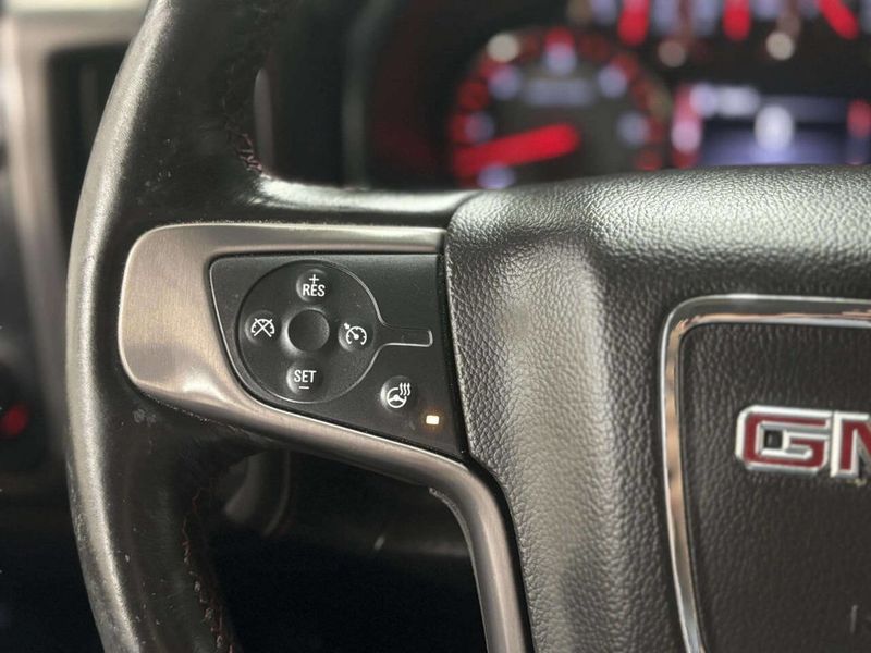 2015 GMC Sierra 1500 SLT 4x4 4dr Crew Cab 6.5 ft. SB - 22986778 - 30