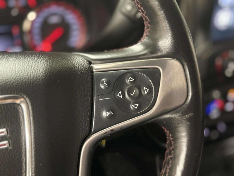 2015 GMC Sierra 1500 SLT 4x4 4dr Crew Cab 6.5 ft. SB - 22986778 - 31