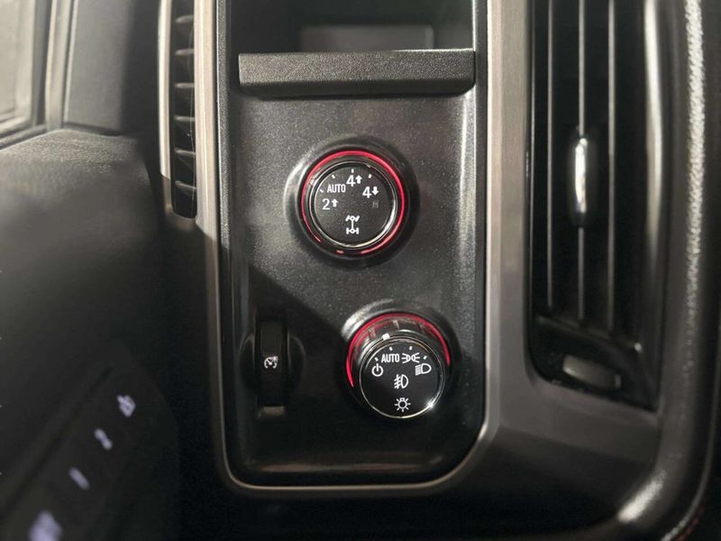 2015 GMC Sierra 1500 SLT 4x4 4dr Crew Cab 6.5 ft. SB - 22986778 - 36