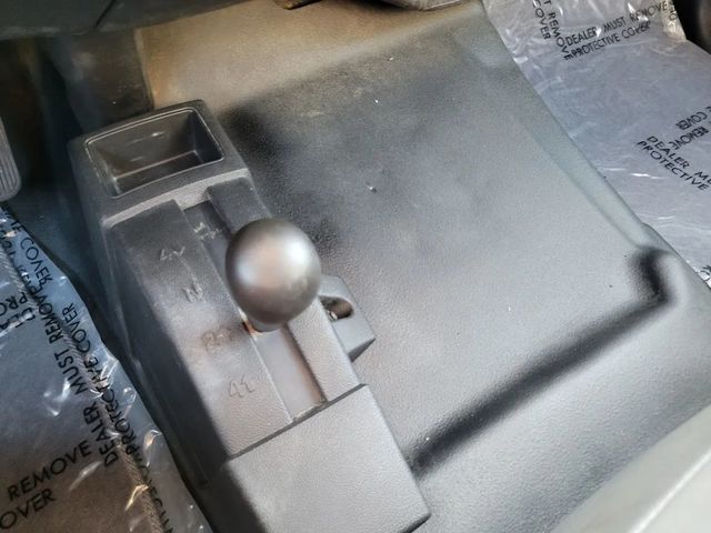 2015 GMC Sierra 1500 Double Cab Pickup 4D 6 1/2 ft - 22586619 - 28