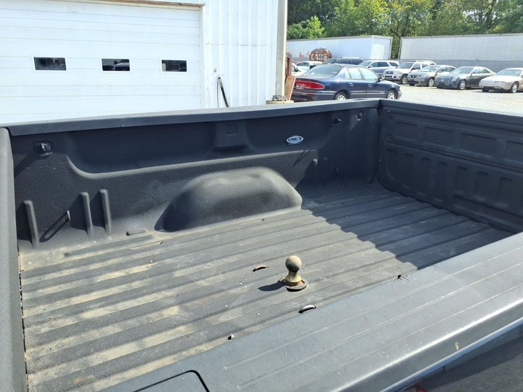 2015 GMC Sierra 2500 HD Crew Cab SLT Pickup 4D 6 1/2 ft - 23085224 - 17